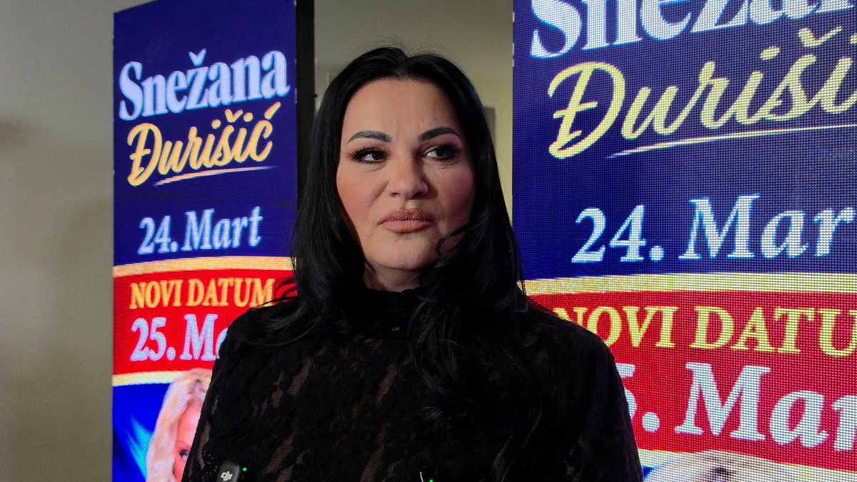 JANA TODOROVIĆ POVREĐENA STIGLA NA KONCERT SNEŽANE ĐURIŠIĆ 
