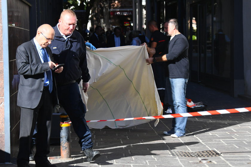 Atak nożownika we Francji. Nie żyje szef policji