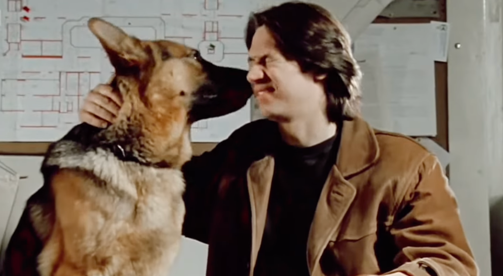 Rakúsky herec Tobias Moretti v seriáli Komisár Rex. 