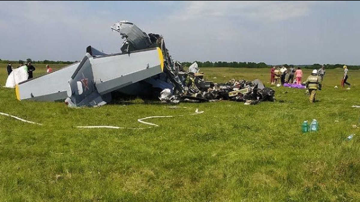 Rosja: katastrofa samolotu pasażerskiego, zginęło 9 osób