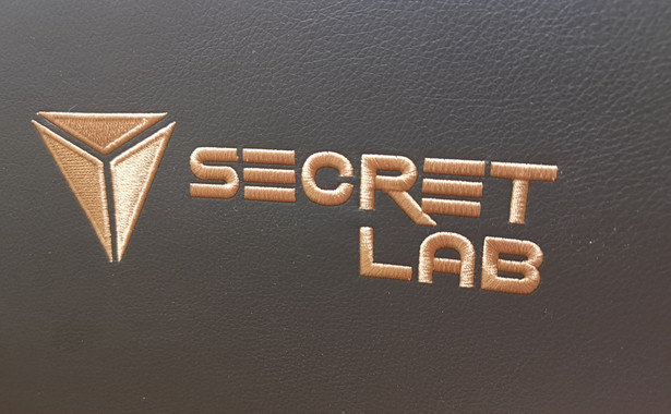 Fotel nie tylko dla graczy... SecretLab Titan zadba o wasz kręgosłup. I to przez miesiące