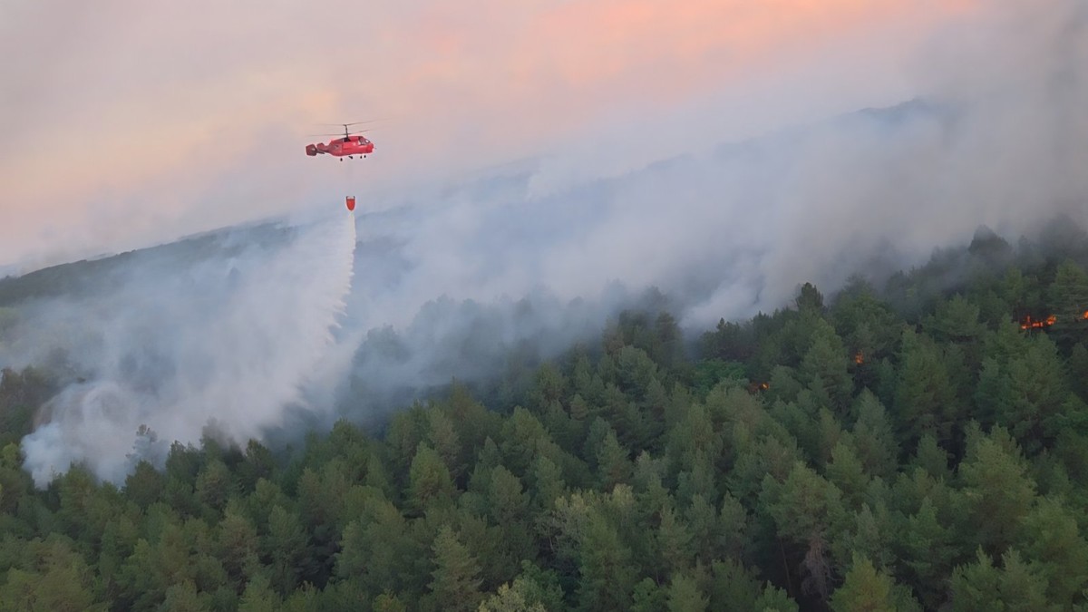 Deliblatska peščara gašenje požara iz helikoptera