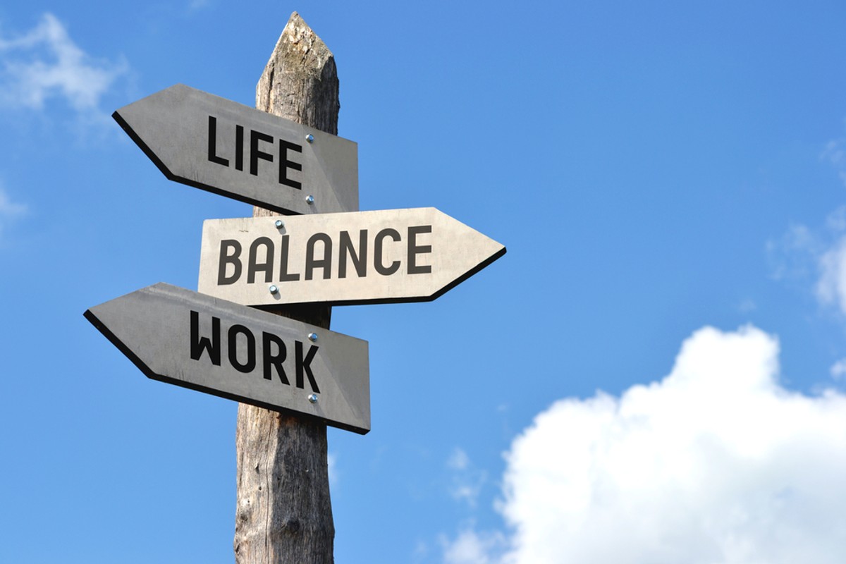 work life balance fot. shutterstock