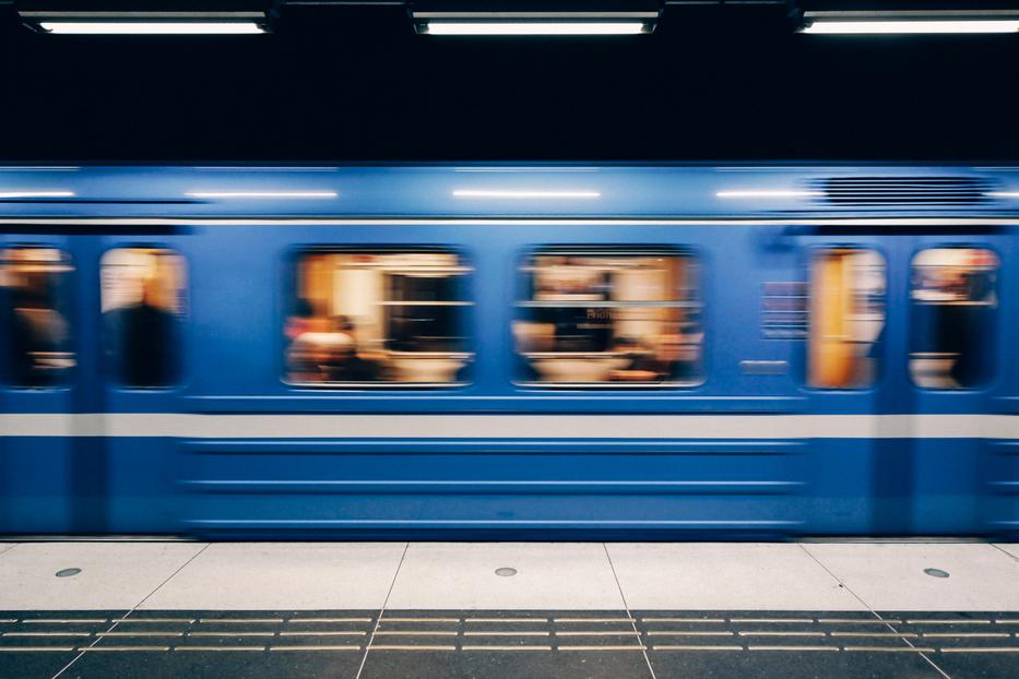 Döbbenet, ami a 4-es metrón történt: futótűzként terjed a neten a videó, az egyik utas is megszólalt  fotó: Getty Images