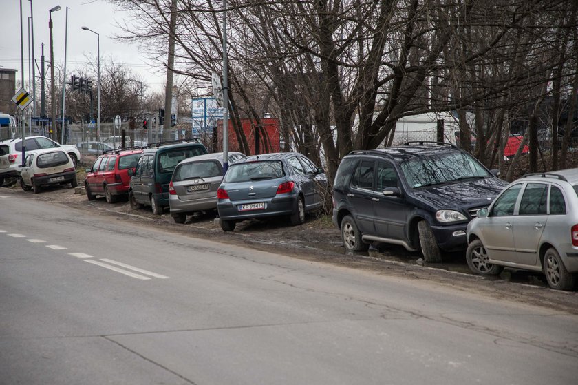 Urzędnicy wynajęli biurowiec