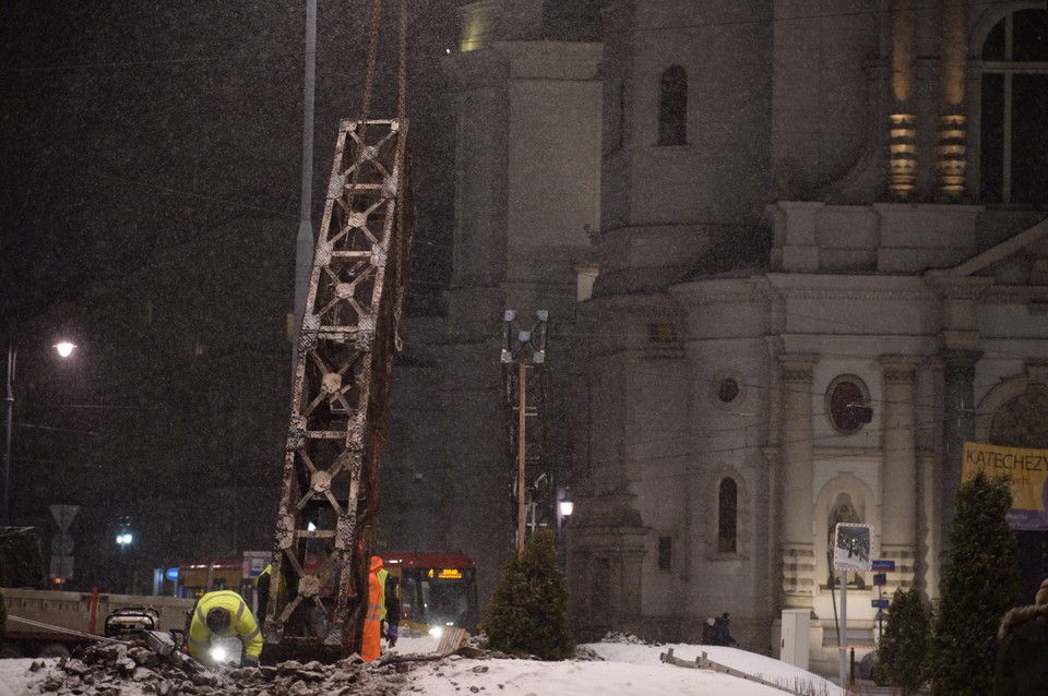 Spalona "Tęcza" została zdemontowana