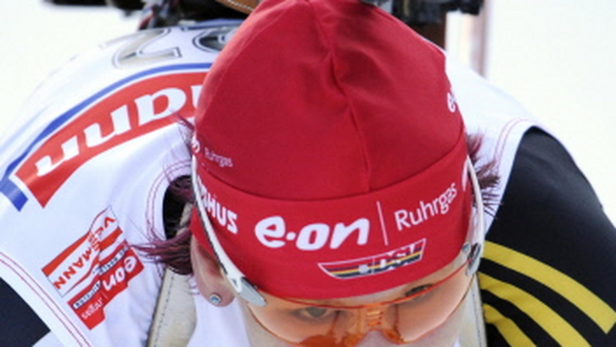 Niemka Kati Wilhelm zdobyła drugi złoty medal biathlonowych mistrzostw świata, które odbywają się w południowokoreańskim Pyeongchangu. Liderka klasyfikacji Pucharu Świata zwyciężyła w środę w biegu indywidualnym na 15 km.