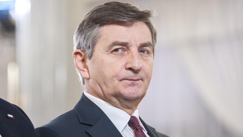 Służbowe wyloty na działkę, do lasu i na narty
