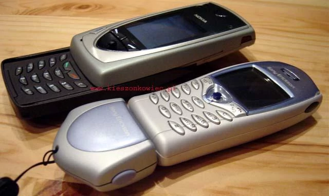 Nokia 7650 vs Sony Ericsson T68i