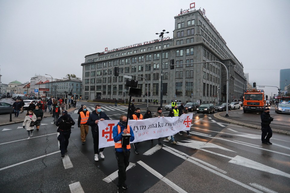 Narodowy Marsz Różańcowy w Warszawie