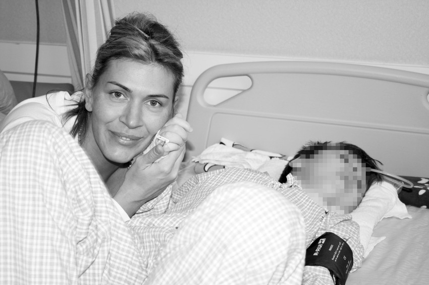 Maja Đurić sa sinom Lukom koji ima Batenovu bolest