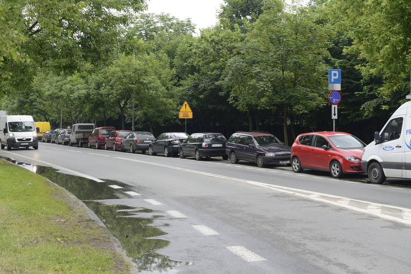 Zastawione autami ulice w pobliżu Hali Stulecia we Wrocławiu to już przeszłość