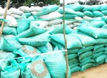 5 suspects divert 2 trucks of fertilisers meant for Lagos and Oyo to Bauchi
