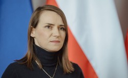 Pomaska: Obajtek zarobił w Orlenie o ponad milion złotych za dużo