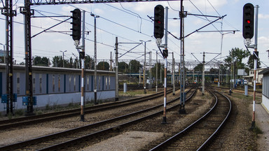 Utrudnienia na linii kolejowej Skierniewice - Warszawa