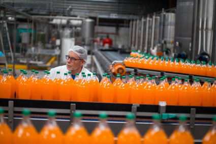 Koło zamachowe gospodarki obraca się szybciej od oczekiwań. GUS podał dane o produkcji przemysłowej