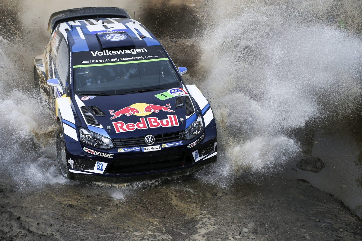Rajd Meksyku: Ogier prowadzi po trzech odcinkach specjalnych