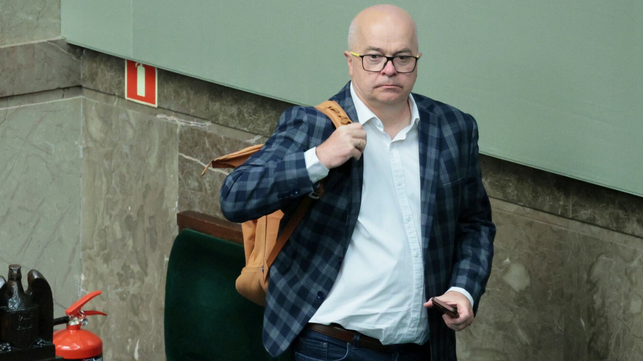 Tomasz Zimoch znów uderza w Szymona Hołownię. 