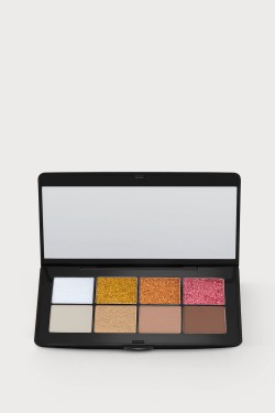 Szemhéjpúder paletta (Treasure Trove) H&M 3995 Ft, GLAMOUR-kuponnal 20% kedvezménnyel 3196 Ft