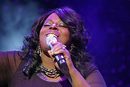 Niesamowita Angie Stone