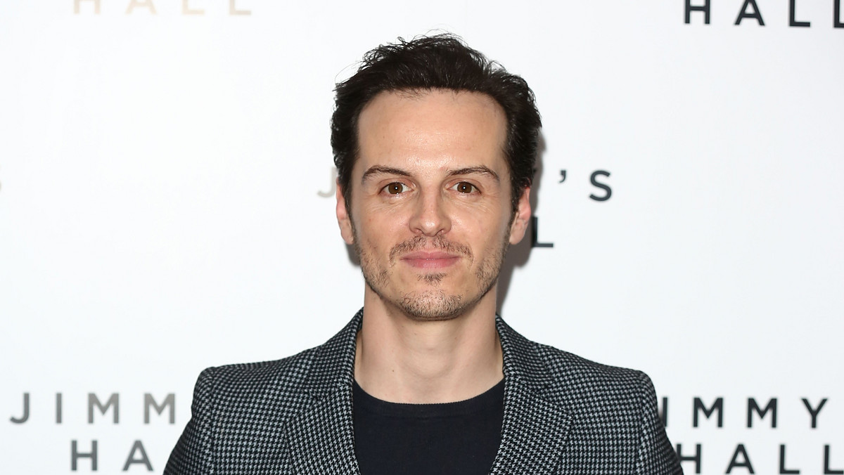 Andrew Scott, aktor znany głównie z roli Moriarty'ego w serialu BBC "Sherlock", będzie gościem festiwalu Netia Off Camera. Aktor przyjedzie do Krakowa z filmem "Handsome Devil". To kolejny tytuł, który festiwalowa publiczność obejrzy w ramach sekcji "Aż po grób".