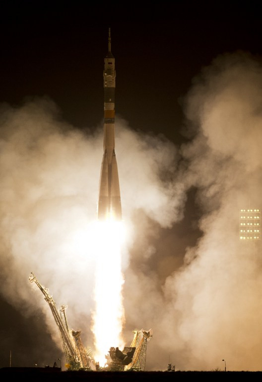 Trzech kosmonautów poleciało w kosmos