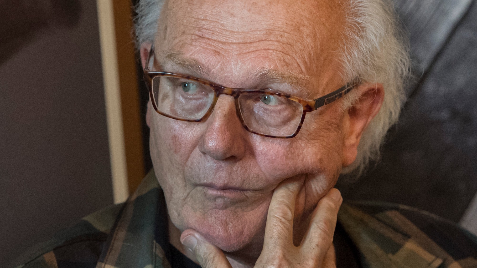 Vo veku 84 rokov zomrel renomovaný slovenský režisér a pedagóg Peter Mikulík. 