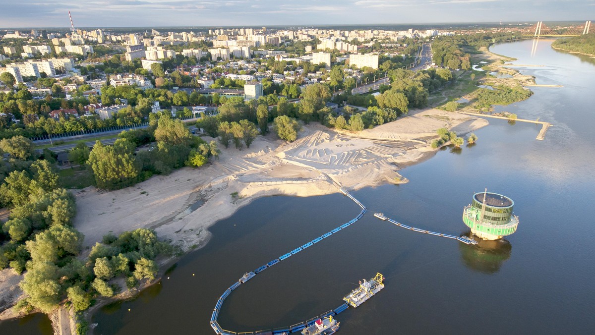 Panorama Warszawy z widokiem na Wisłę i studnię „Gruba Kaśka