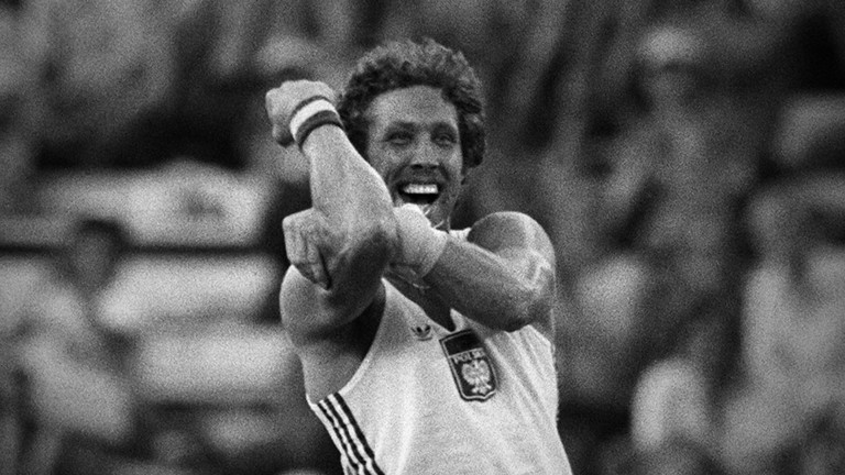 A5FktkqTURBXy9iZTdmNGYxMzdjNGRkZDNjODgyZ