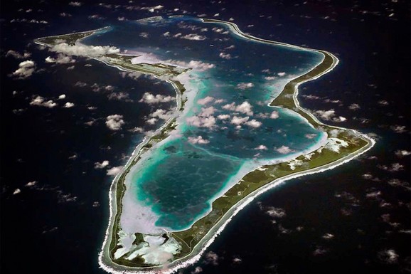 TRAMP ZAPRETIO, LONDON SE POVUKAO Britanija obustavlja plan o predaji ostrva Čagos zbog protivljenja SAD