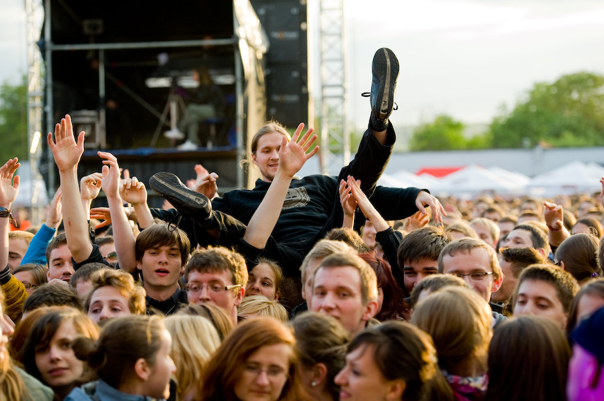 Wielki Juwenaliowy Koncert Plenerowy - publiczność (fot. Monika Stolarska / Onet)