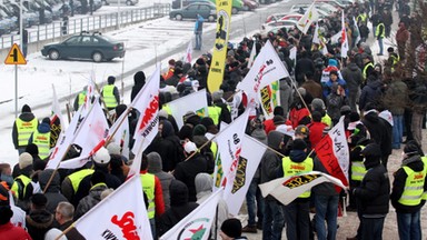 Zaostrzył się protest przed siedzibą JSW