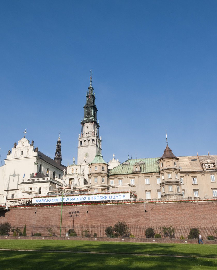 Skandal na pielgrzymce uczniów do Częstochowy. Narkotyki, alkohol i wandalizm