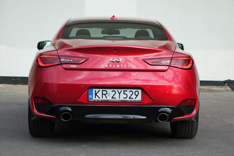 Infiniti Q60