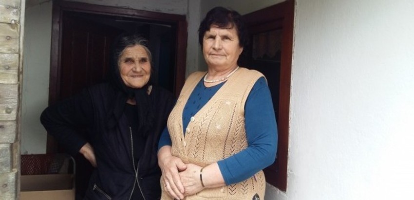 Gospa i Mejra piju kafu svaka četiri sata