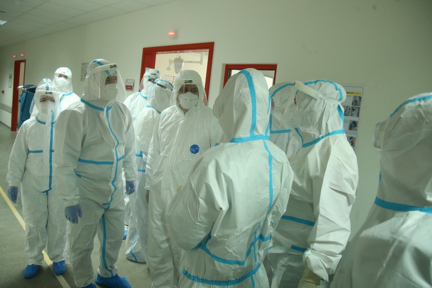 korona virus - medicinski radnici - UKC RS