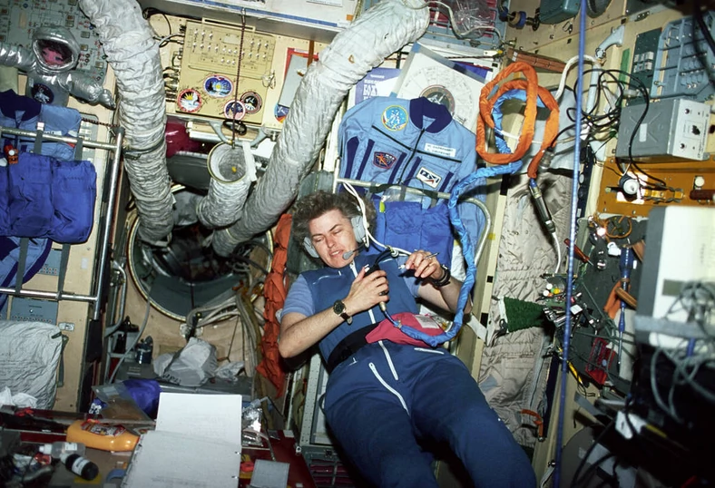 Shannon Lucid na pokładzie stacji Mir (1996)