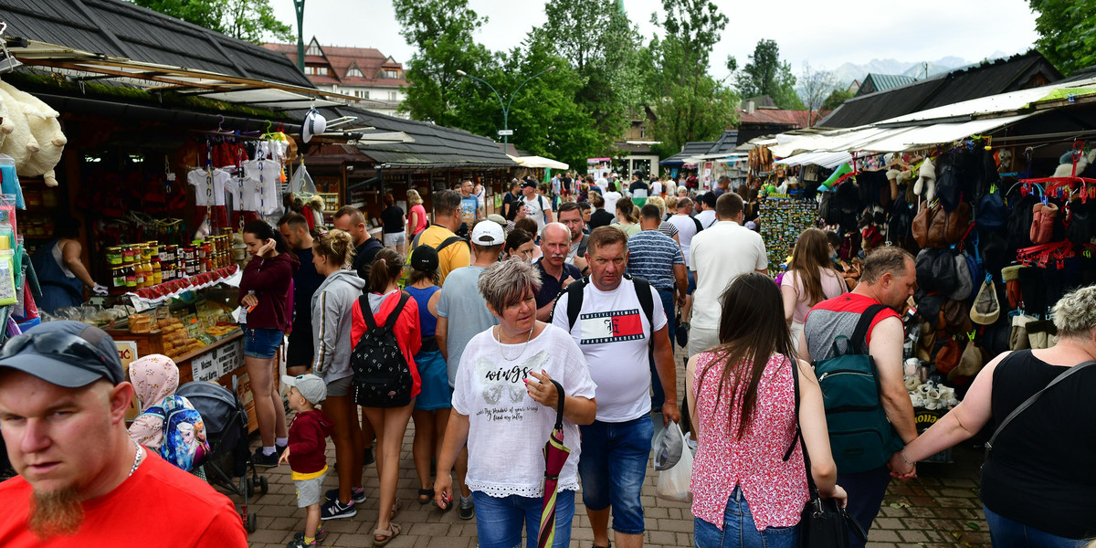 Tłumy turystów w Zakopanem.