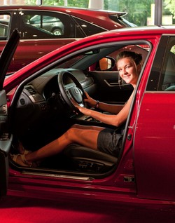 Agnieszka Radwańska dla dziennik.pl: Mężczyźni są lepszymi kierowcami