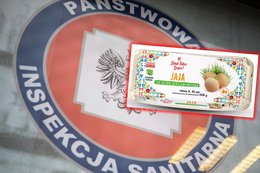 Partia jaj wycofana ze sprzedaży w popularnej sieci supermarketów. Przez salmonellę