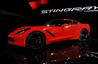 Pierwszy Chevrolet Corvette Stingray 2014 na aukcji
