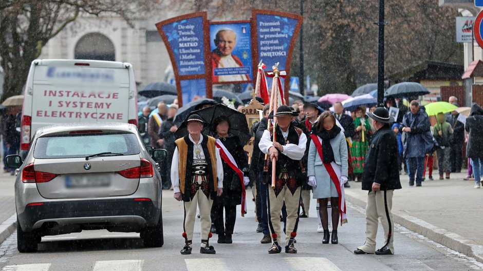 Kontrowersyjne słowa księdza