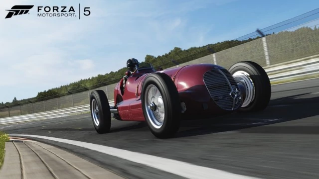 Premiera Forza Motorsport 5 upłynęła pod znakiem kontrowersji, ale tytuł ostatecznie "wyjechał" na prostą.