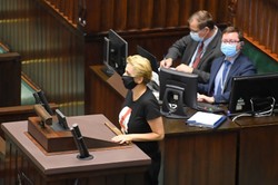 Scheuring-Wielgus do Hołowni: Jak można być takim kłamcą? Pan aborcję uważa za zabójstwo