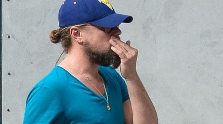 Megsétáltatta sörhasát Leonardo DiCaprio - fotó