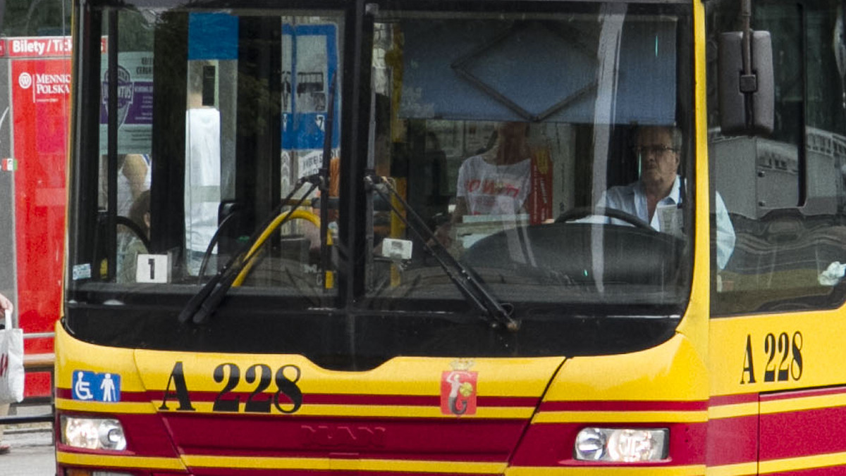 Linie autobusowe 135 i 311 będą kursowały ul. Poligonową i Nowaka-Jeziorańskiego na warszawskiej Pradze. Tak zdecydowali pasażerowie w trakcie konsultacji społecznych. Zmiany wejdą w życie najprawdopodobniej w pierwszej połowie stycznia.