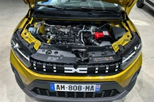 Tak Dacia ratuje silnik spalinowy. Jedno tankowanie i masz 1590 km zasięgu