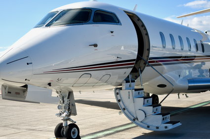 Bombardier Challenger 350. Tak wygląda lot prywatnym odrzutowcem