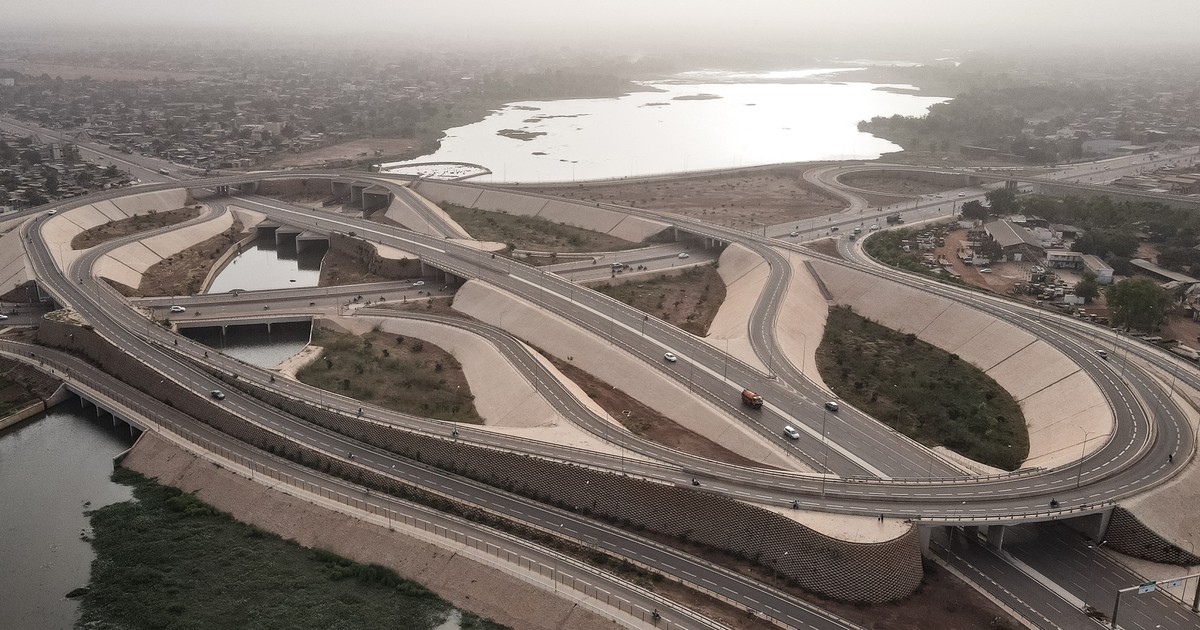 Burkina Faso pumps $70 million into road expansion to improve mobility, security access