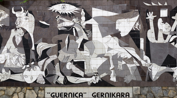 SZORONGÁST OKOZ - Picasso egyik leghíresebb alkotása, a fekete-fehér háborúellenes festmény a spanyol polgárháborúban porig bombázott baszkföldi Guernica falunak, az ártatlan civilek lemészárlásának állít valóban hátborzongató emléket. A Courtauld Galéria ítészei szerint az ábrázolt jelenet szorongást okoz. /Fotó: Shutterstock